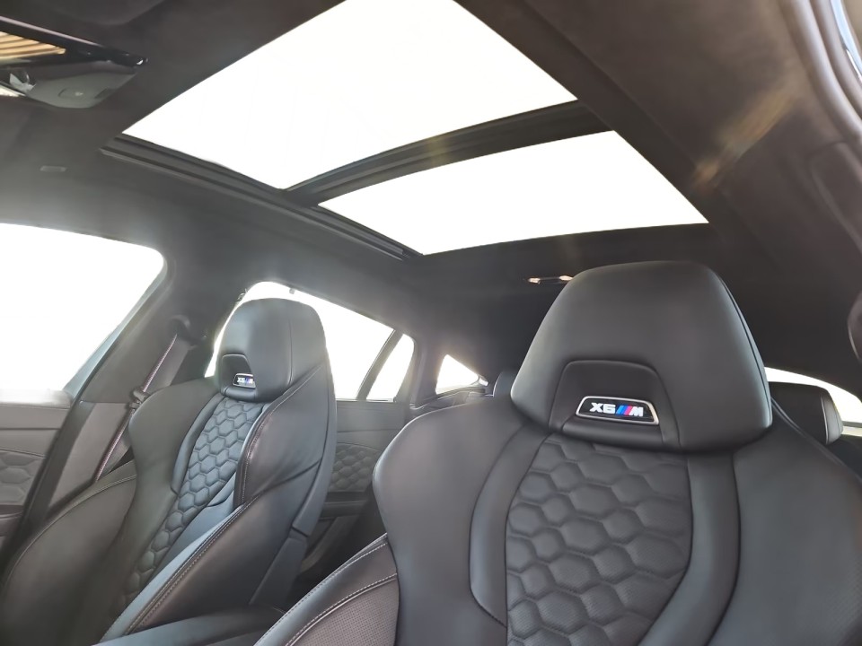 BMW X6 M Competition - foto 19