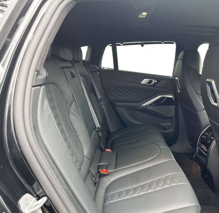 BMW X6 M Competition - foto 9