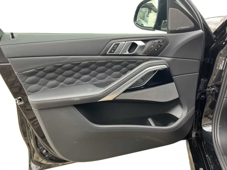 BMW X6 M Competition - foto 15