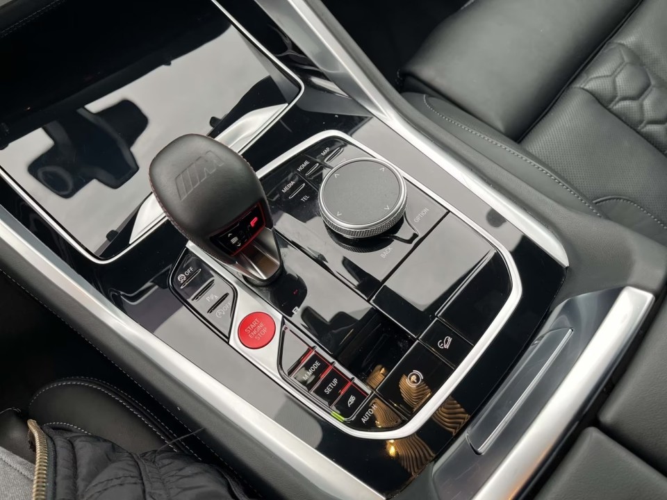 BMW X6 M Competition - foto 14