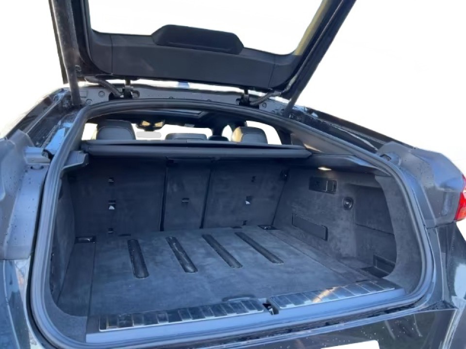 BMW X6 M Competition - foto 16