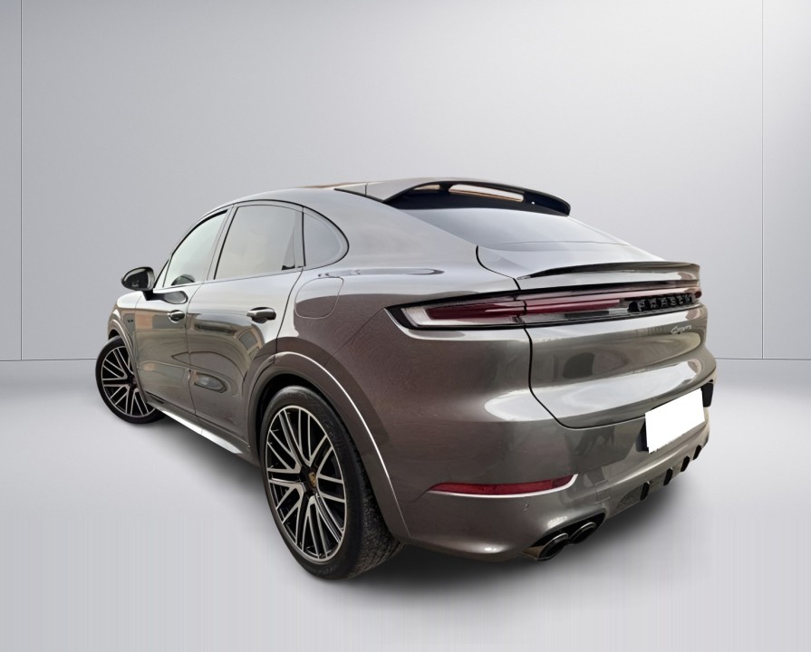 Porsche Cayenne Coupe E-Hybrid (2)