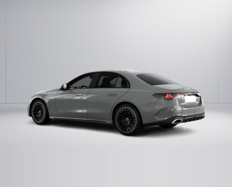 Mercedes-Benz E 220d 4MATIC AMG Line (5)
