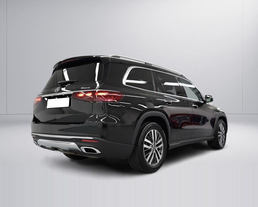 Mercedes-Benz GLS 450 4MATIC (2)