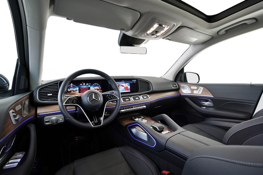 Mercedes-Benz GLS 450 4MATIC - foto 7