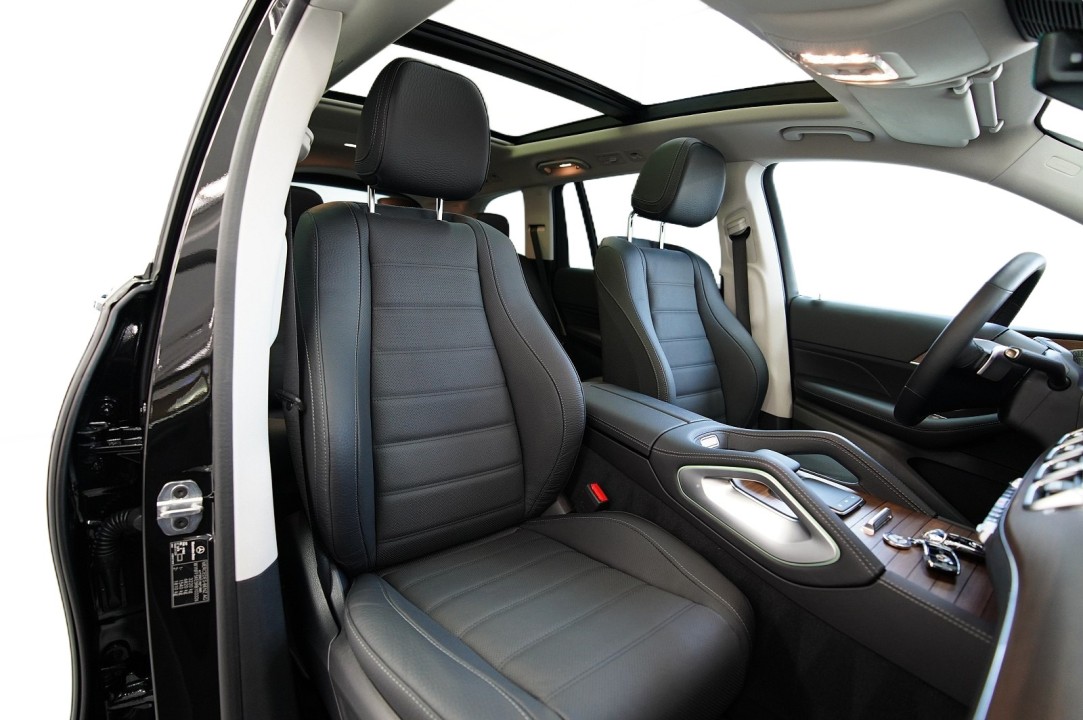 Mercedes-Benz GLS 450 4MATIC - foto 16