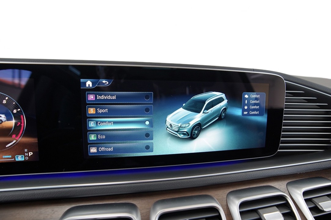 Mercedes-Benz GLS 450 4MATIC - foto 35