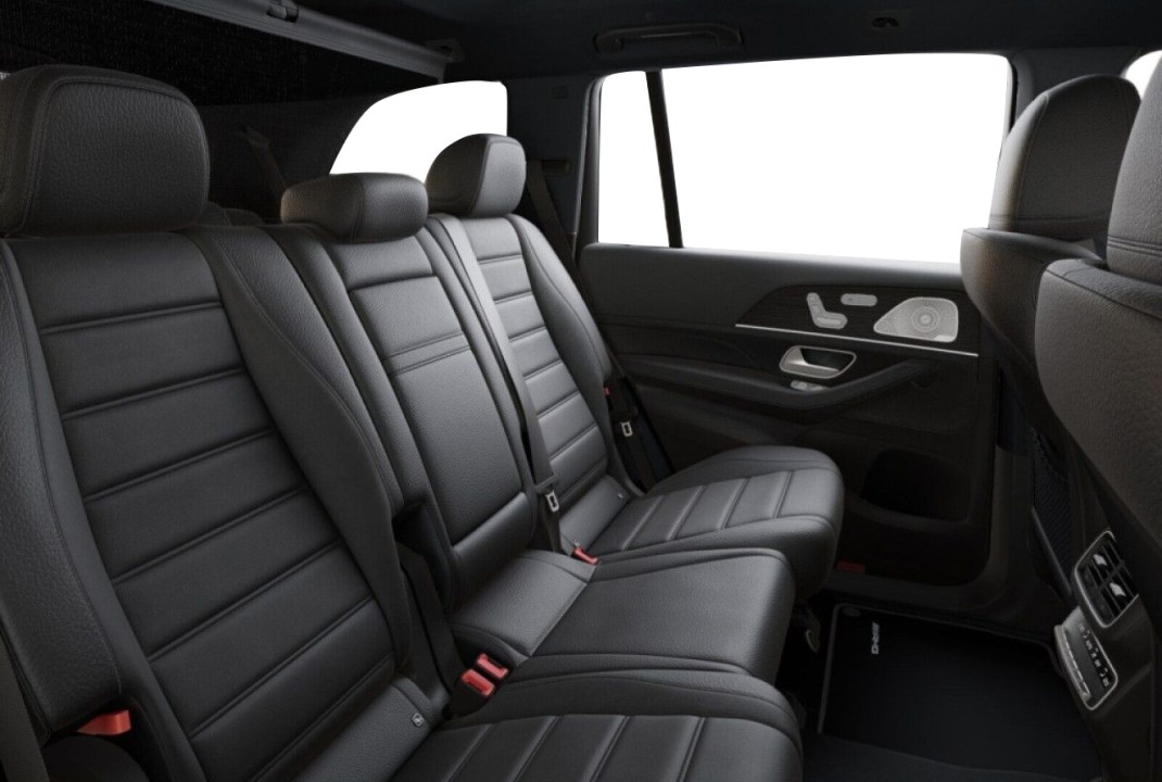 Mercedes-Benz GLS 450 4MATIC AMG - foto 14