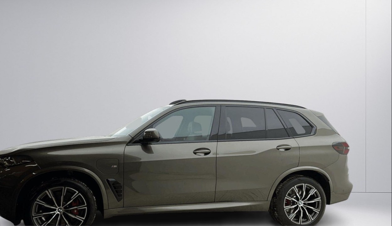 BMW X5 xDrive50e (5)
