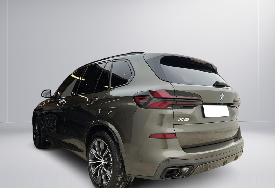 BMW X5 xDrive50e (4)