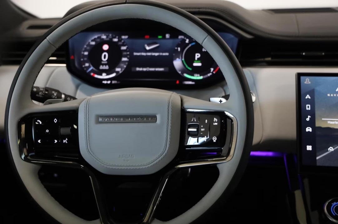 Land Rover Range Rover P510e - foto 8