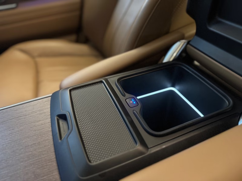 Land Rover Range Rover P440e SE - foto 16