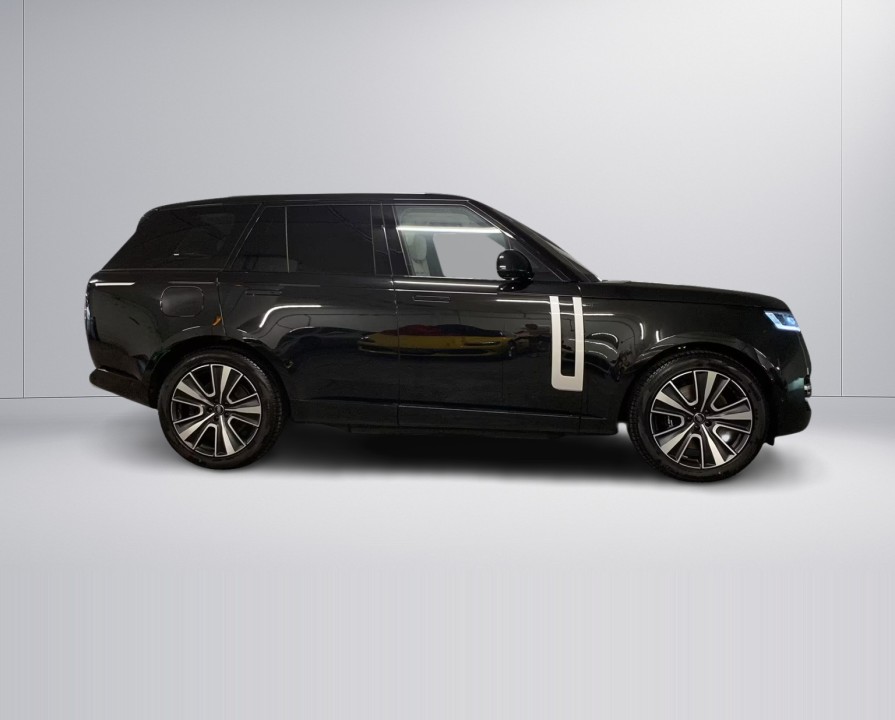 Land Rover Range Rover P440e Autobiography (2)