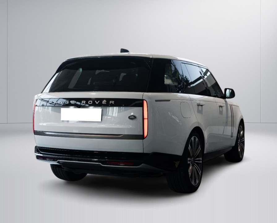 Land Rover Range Rover P530 Autobiography (3)