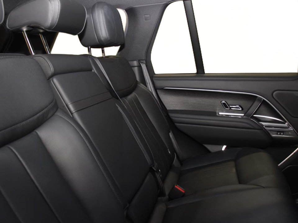 Land Rover Range Rover D350 HSE (5)