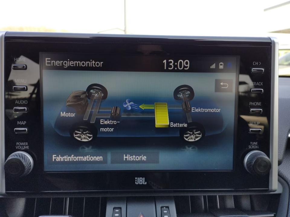 Toyota RAV4 - foto 13