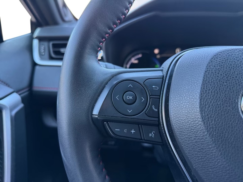 Toyota RAV4 - foto 16