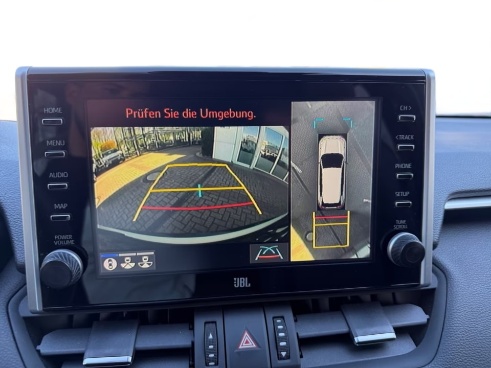 Toyota RAV4 - foto 18