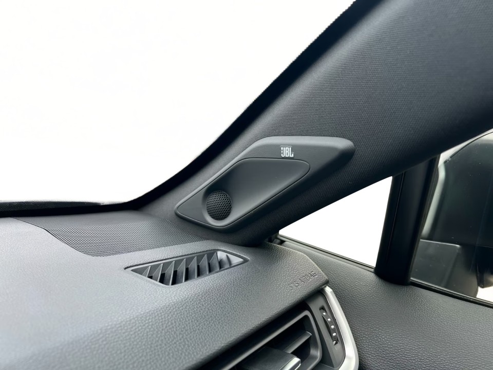 Toyota RAV4 - foto 19