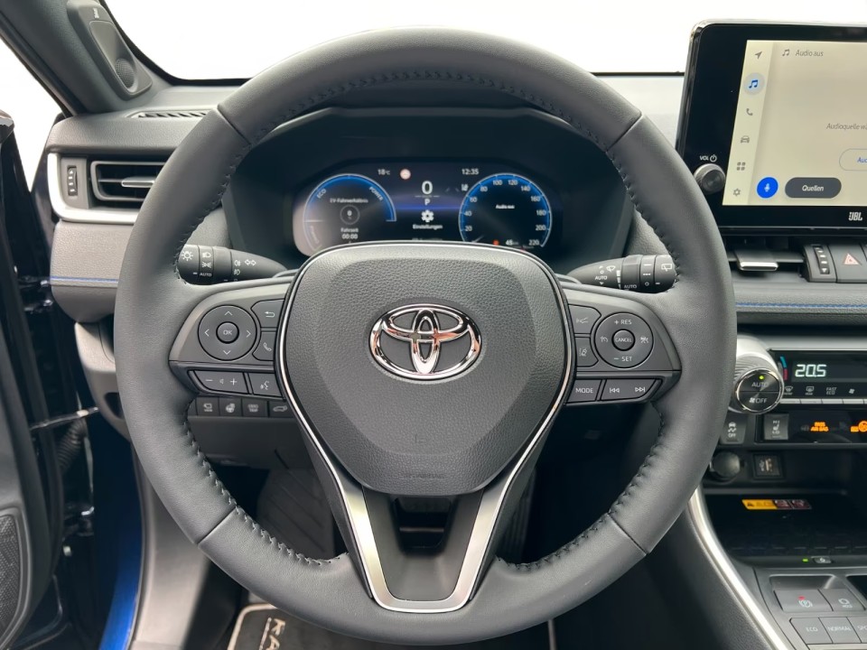 Toyota RAV4 - foto 14