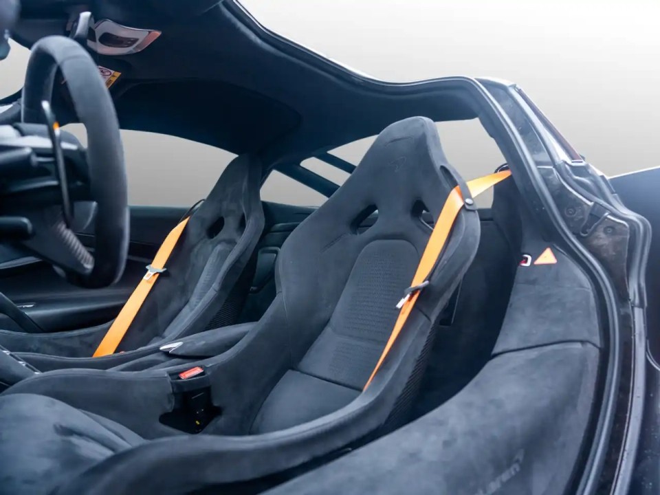 McLaren 750S Coupe - foto 11