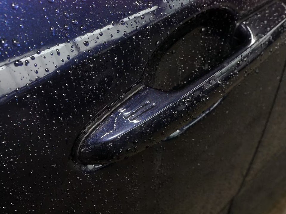 Toyota RAV4 - foto 23