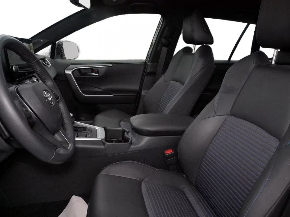 Toyota RAV4 - foto 7