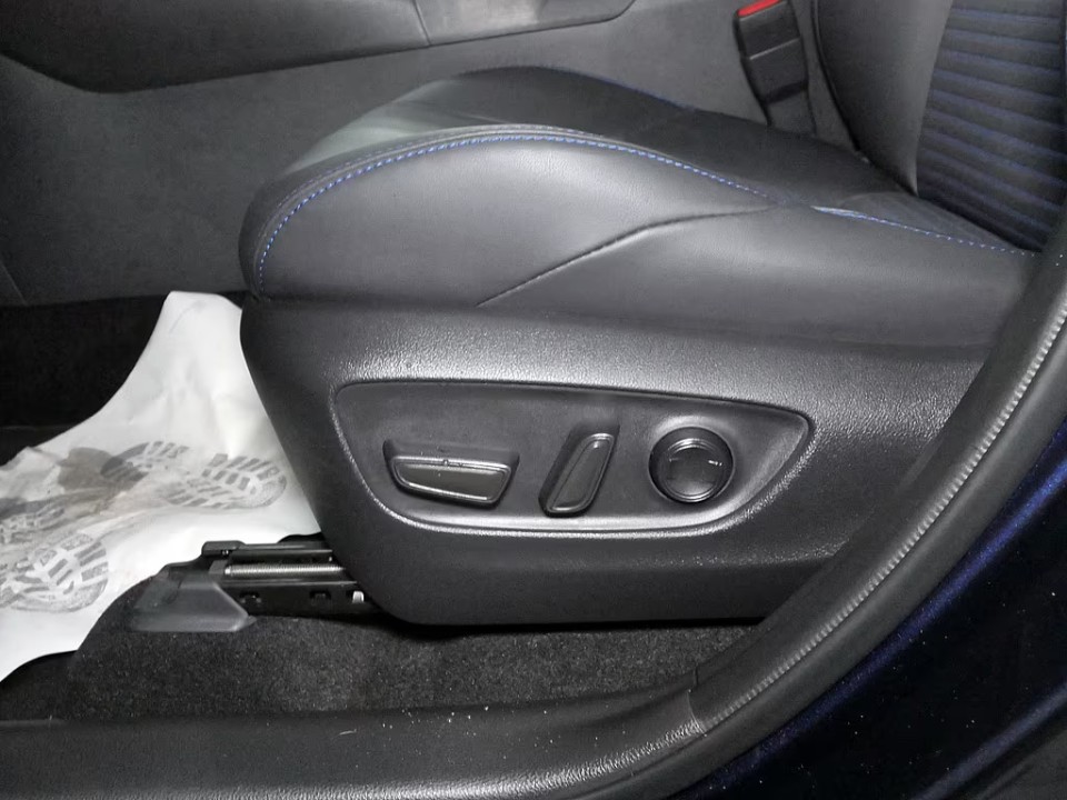 Toyota RAV4 - foto 20