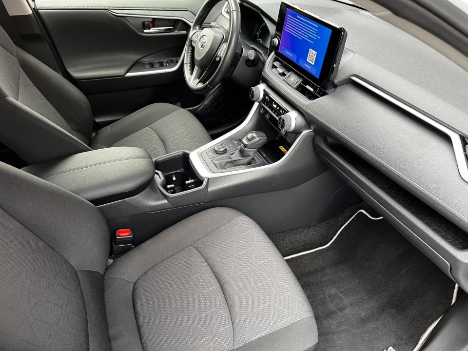 Toyota RAV4 - foto 10