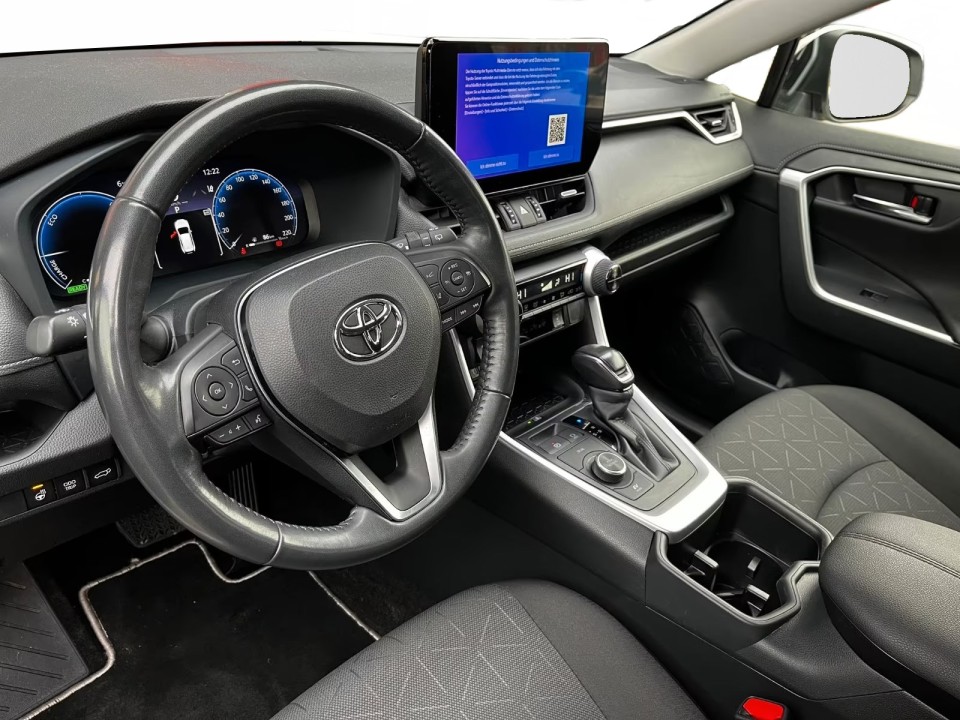 Toyota RAV4 - foto 11