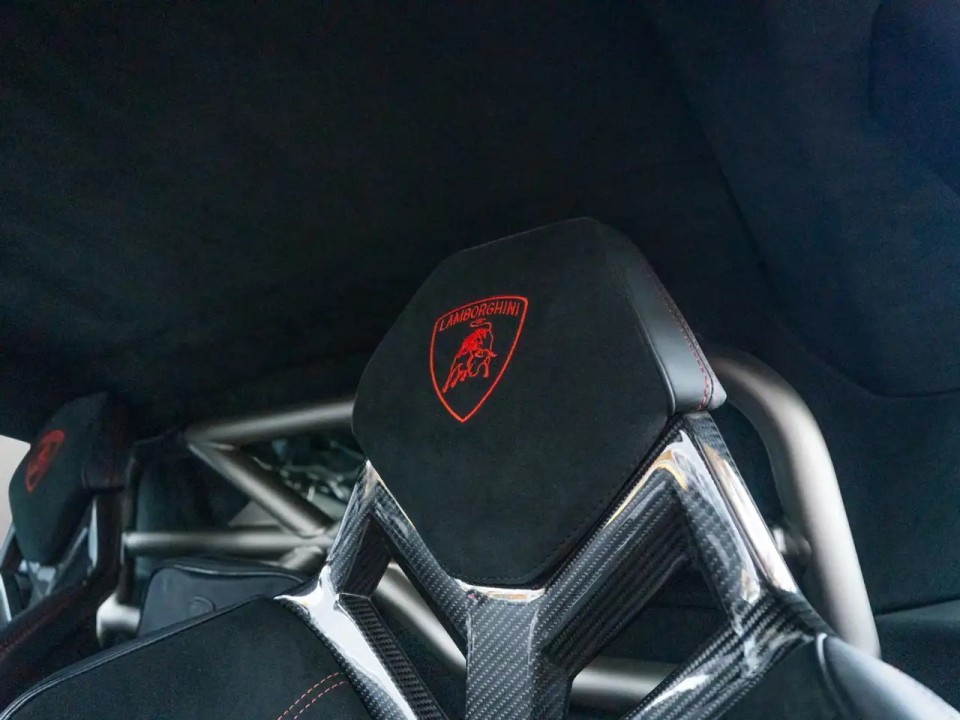 Lamborghini Huracan STO - foto 12