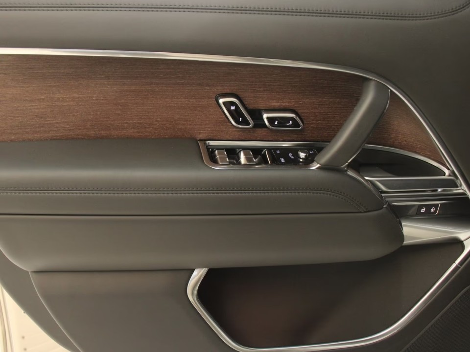 Land Rover Range Rover P460e SE - foto 15