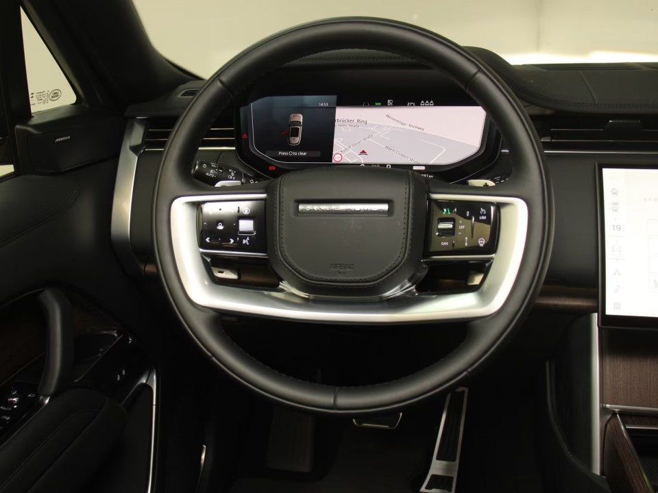 Land Rover Range Rover P460e SE (5)