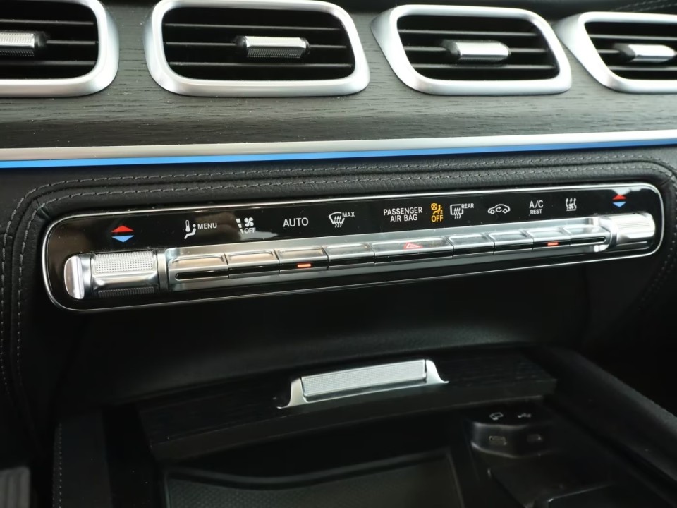 Mercedes-Benz GLE 350de 4MATIC AMG Line - foto 16