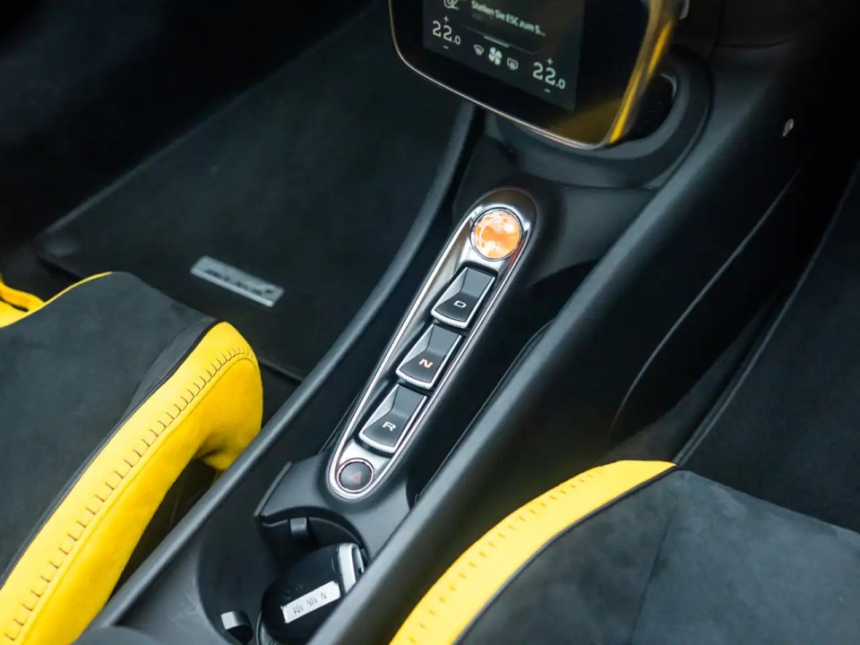 McLaren Artura Spider - foto 19