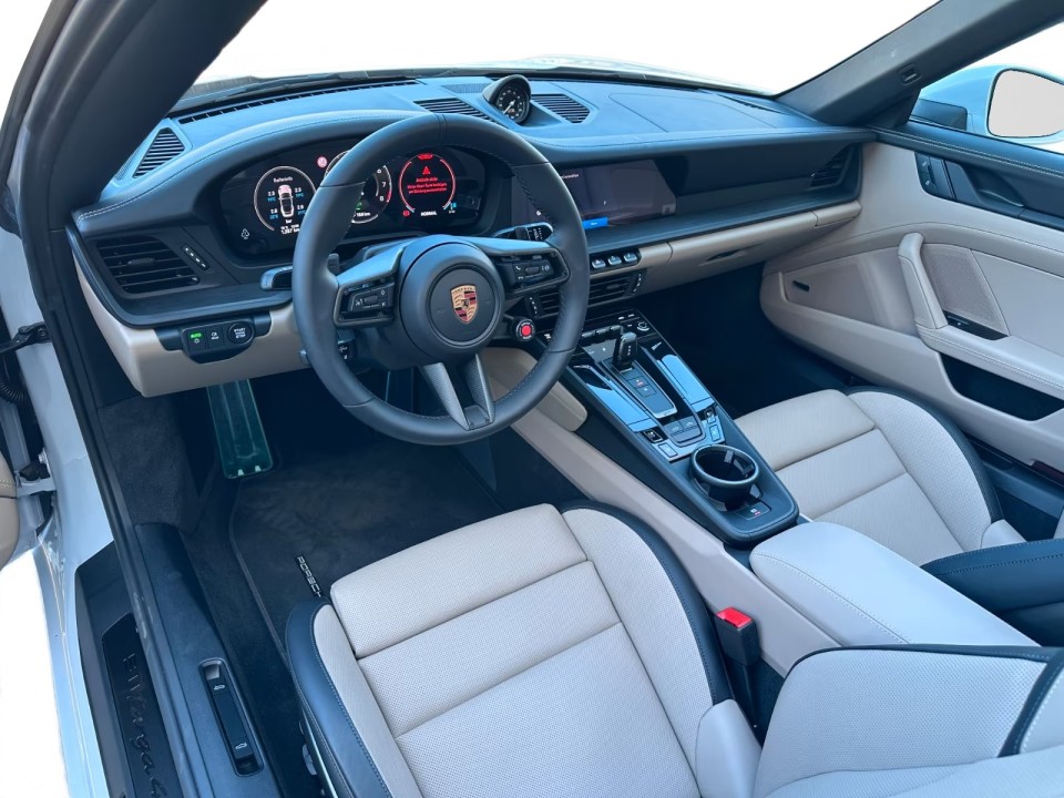 Porsche 911 Targa 4 GTS T-Hybrid - foto 21