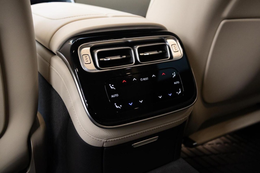 Mercedes-Benz S 580e AMG - foto 16