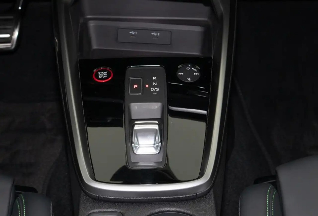 Audi RS3 Sportback - foto 11