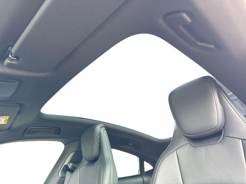 Porsche Taycan 4S - foto 17