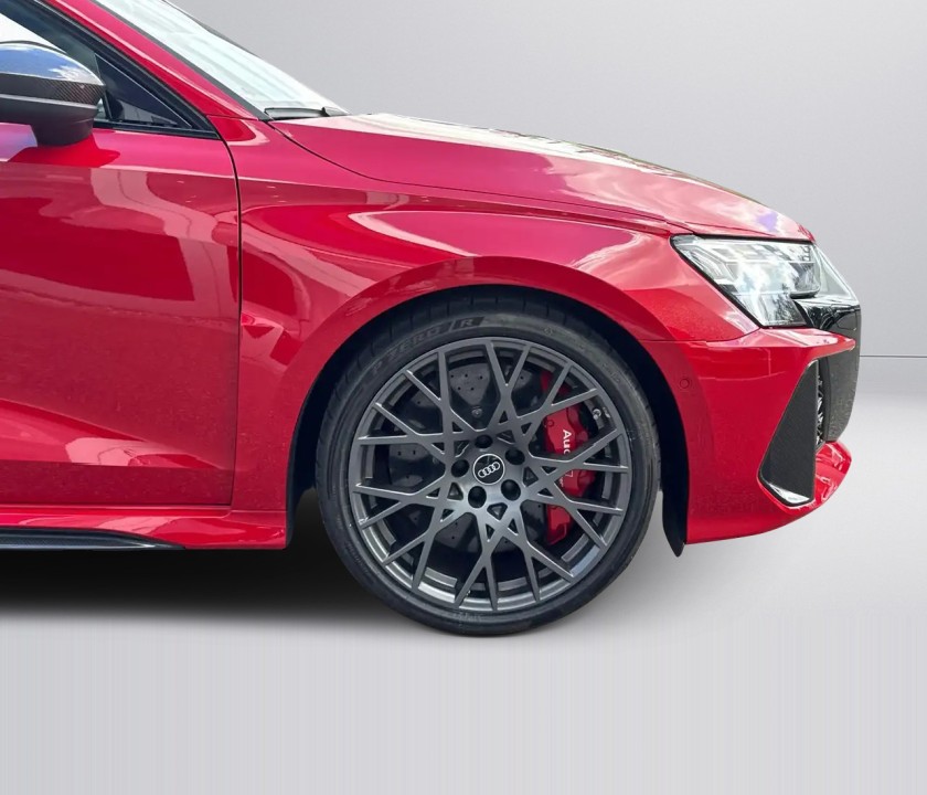 Audi RS3 Limousine - foto 15