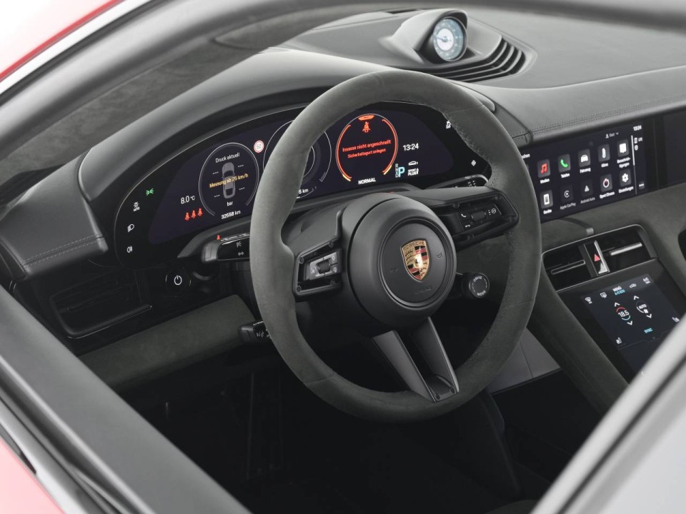 Porsche Taycan GTS - foto 12