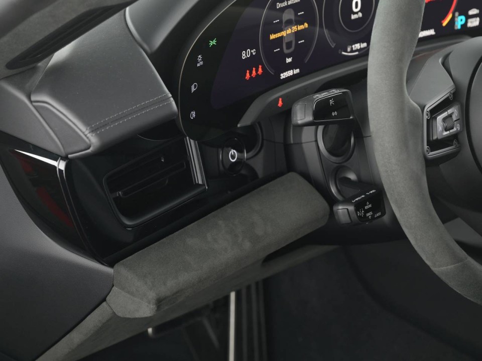 Porsche Taycan GTS - foto 13