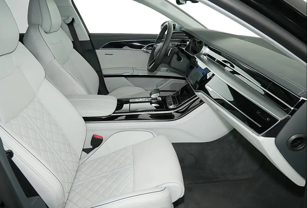 Audi S8 TFSI quattro - foto 6