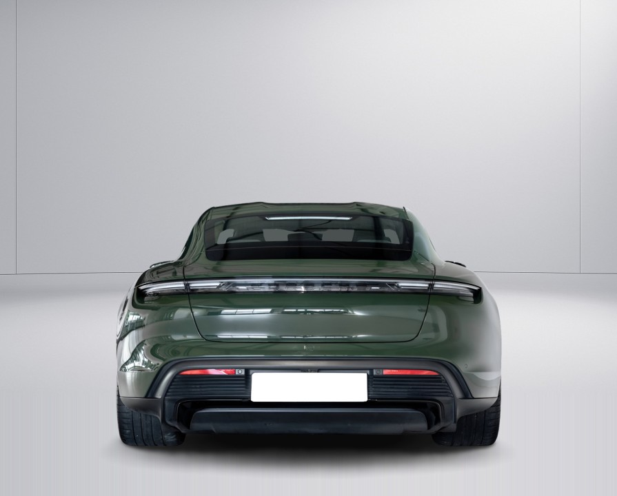 Porsche Taycan GTS (4)