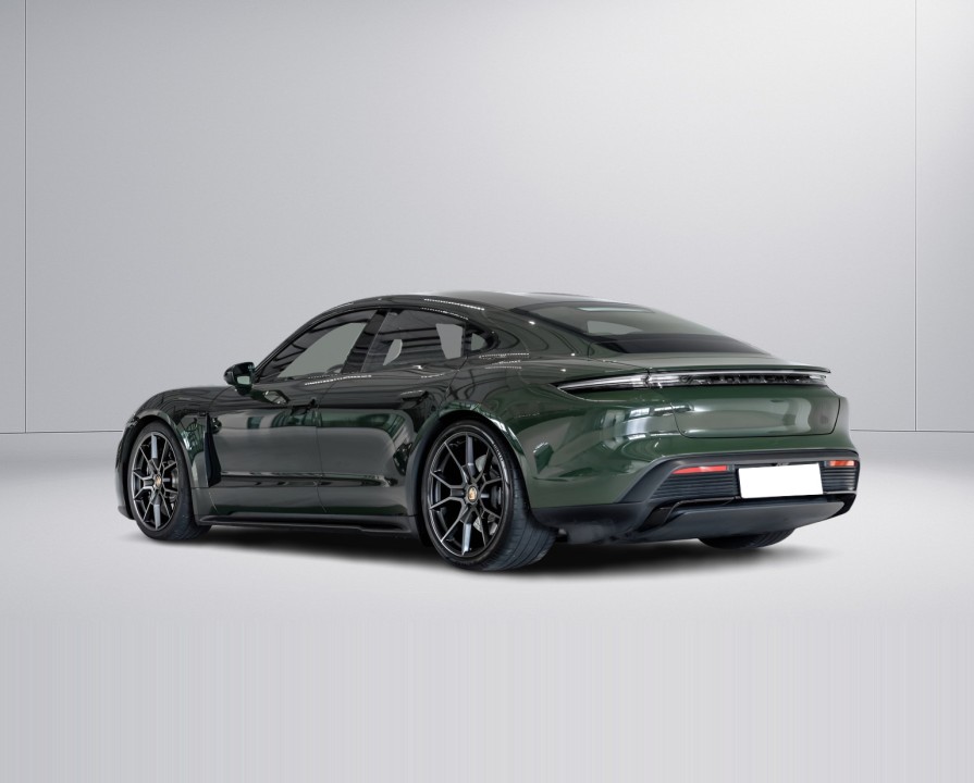 Porsche Taycan GTS (5)