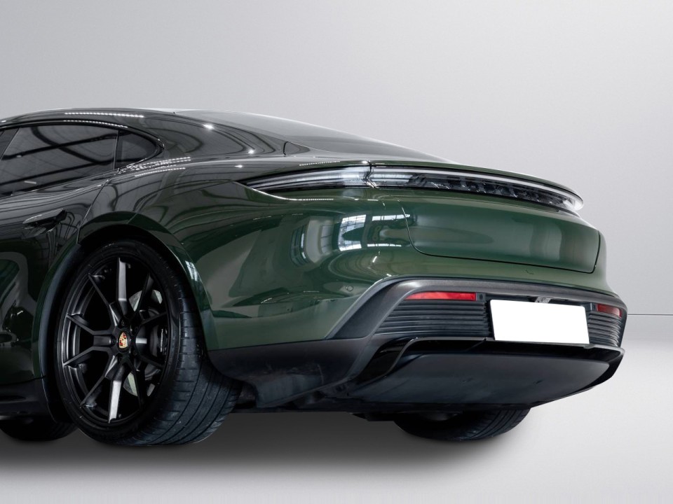 Porsche Taycan GTS - foto 25