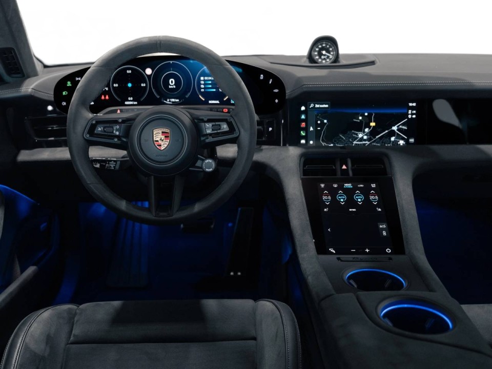 Porsche Taycan GTS - foto 10