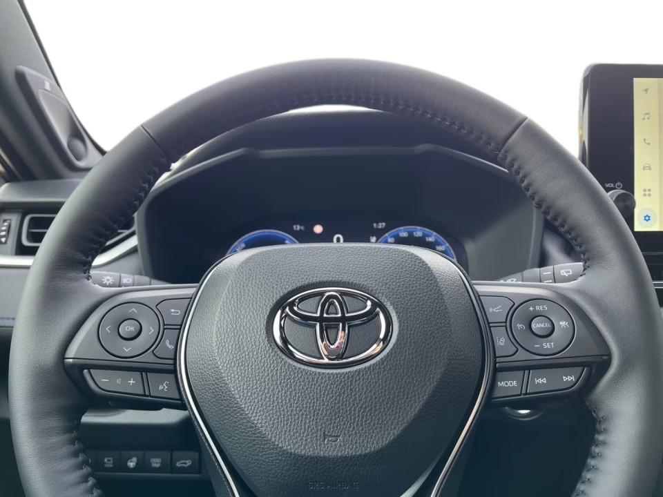 Toyota RAV4 - foto 7