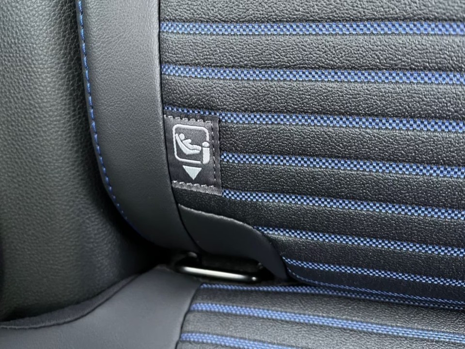 Toyota RAV4 - foto 21