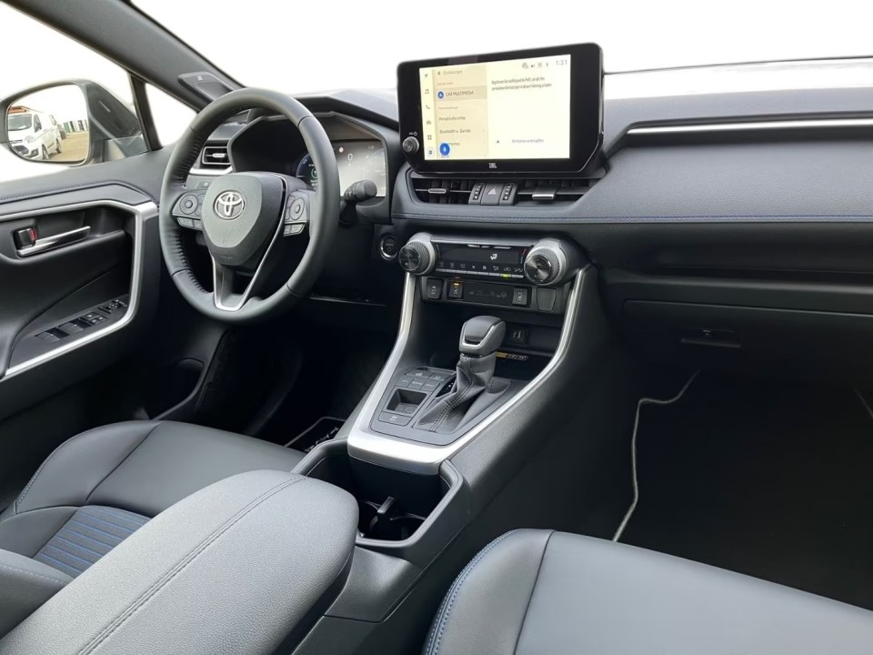 Toyota RAV4 - foto 9